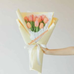 Ramo de tulipanes para Mamá.