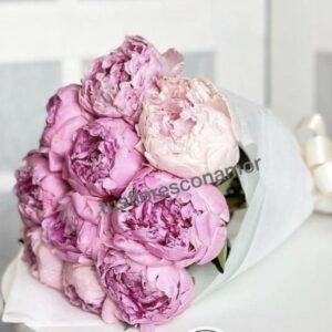 Ramo de peonias.